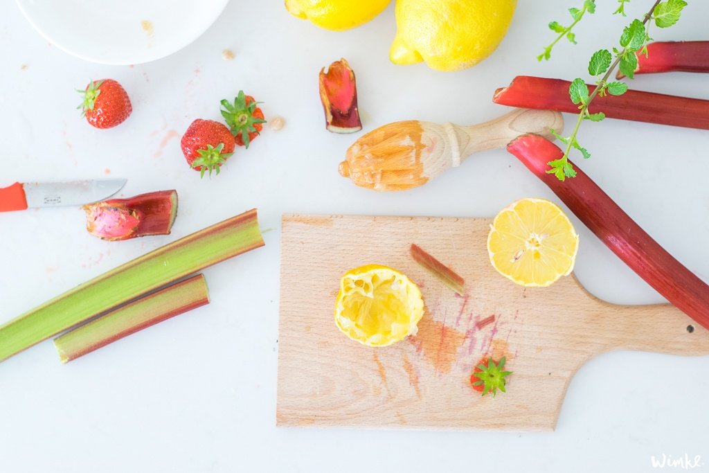 Ontdek de verfrissende smaak van rabarberlimonade. Perfect voor warme dagen en als alternatief voor gewoon water.