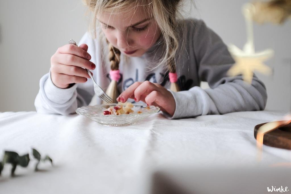 Kerstcake met granaatappel - www.wimke.nl